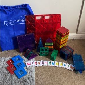 Playmags